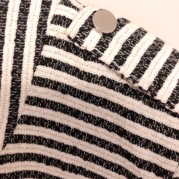 H&M Black and White Metallic Stripe Blazer - Picture 3 of 6
